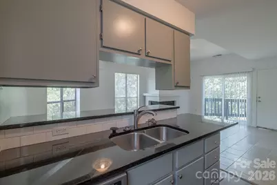 8216 Cedar Glen Drive, Charlotte, NC 28212 - Photo 5