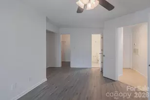8216 Cedar Glen Dr, Charlotte, NC 28212 - Photo 11