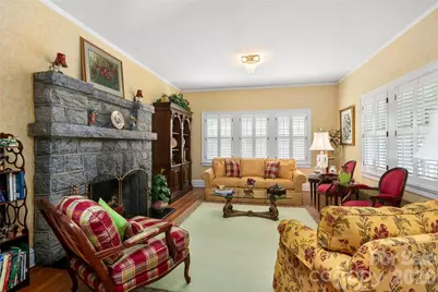 1518 Greenville Highway, Hendersonville, NC 28792 - Photo 7