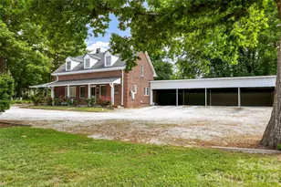 1518 Greenville Hwy, Hendersonville, NC 28792 - Photo 3