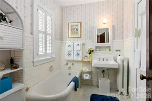 1518 Greenville Hwy, Hendersonville, NC 28792 - Photo 21