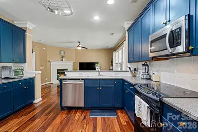 8932 Arbor Creek Drive, Charlotte, NC 28269 - Photo 13