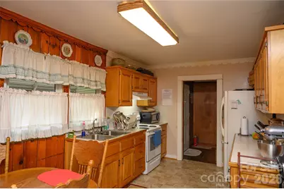 135 Mill Street, Chester, SC 29706 - Photo 7