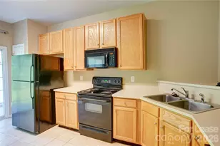 12411 Stratfield Pl Cir, Pineville, NC 28134 - Photo 11
