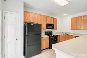 12411 Stratfield Pl Cir, Pineville, NC 28134 - Photo 11