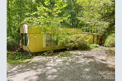 37 Hicks Lake Drive, Hendersonville, NC 28739 - Photo 17