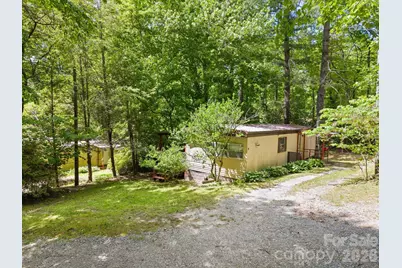 37 Hicks Lake Drive, Hendersonville, NC 28739 - Photo 15