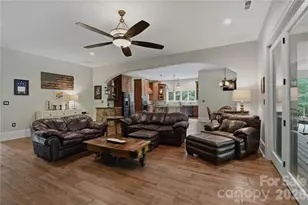 9860 Harvest Ln, Davidson, NC 28036 - Photo 15