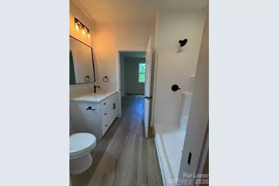 1141 12th Street Drive SW, Hickory, NC 28602 - Photo 5
