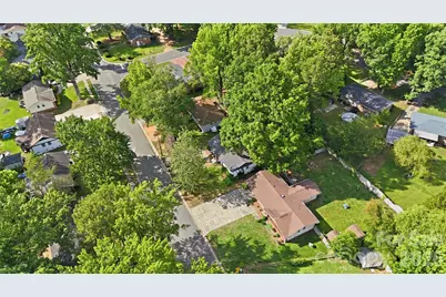 1016 Pondella Drive, Charlotte, NC 28213 - Photo 25