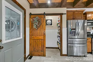 29 Shadow Brook Dr, Flat Rock, NC 28731 - Photo 17