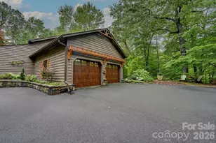 29 Shadow Brook Dr, Flat Rock, NC 28731 - Photo 3