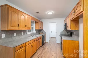304 Springhill Ln, Maiden, NC 28650 - Photo 19