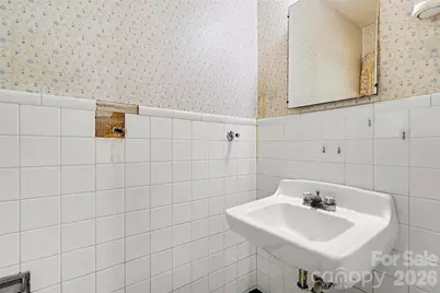 2330 Wensley Drive, Charlotte, NC 28210 - Photo 11