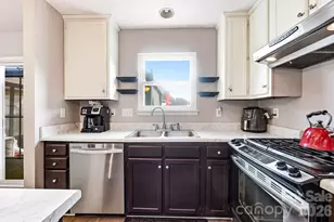 10109 Baxter Caldwell Dr, Charlotte, NC 28213 - Photo 5
