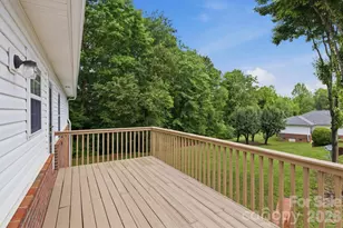 2523 26th Ave NE, Hickory, NC 28601 - Photo 11