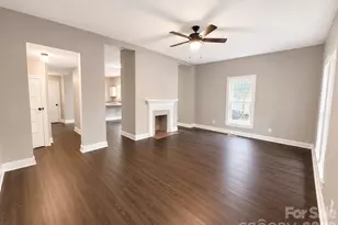 1115 Wilson W Lee Blvd, Statesville, NC 28677 - Photo 5