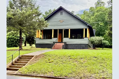 32 Pinecrest Avenue, Great Falls, SC 29055 - Photo 1