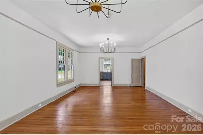 32 Pinecrest Avenue, Great Falls, SC 29055 - Photo 11