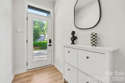 300 Twinflower Lane, Charlotte, NC 28205 - Photo 3