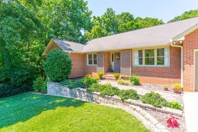 7029 Forest Hills Drive, Denver, NC 28037 - Photo 3