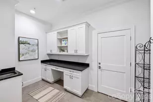 2251 Selwyn Ave, Charlotte, NC 28207 - Photo 29