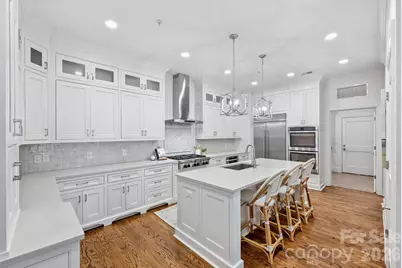 2251 Selwyn Avenue, Charlotte, NC 28207 - Photo 17
