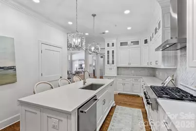 2251 Selwyn Avenue, Charlotte, NC 28207 - Photo 23