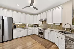 8847 Grand Oak Dr, Charlotte, NC 28277 - Photo 19