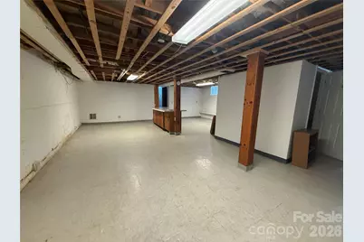 17 N Pershing Road, Asheville, NC 28805 - Photo 23
