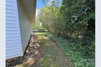 17 N Pershing Road, Asheville, NC 28805 - Photo 33