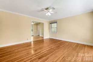 26 Elkmont Dr, Asheville, NC 28804 - Photo 5