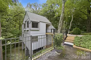 2724 Huntingtowne Farms Ln, Charlotte, NC 28210 - Photo 21