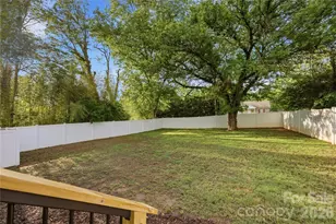 1226 1st Ave Pl NW, Hickory, NC 28601 - Photo 23