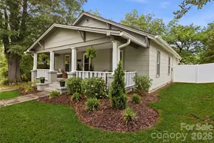 1226 1st Ave Pl NW, Hickory, NC 28601 - Photo 3