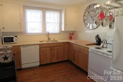 375 Weaverville Road, Asheville, NC 28804 - Photo 9