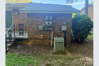4915 Malibu Drive, Charlotte, NC 28215 - Photo 33