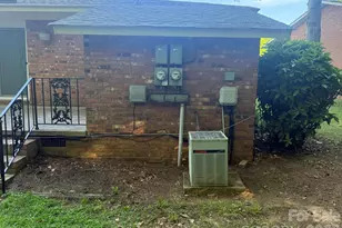 4915 Malibu Dr, Charlotte, NC 28215 - Photo 33