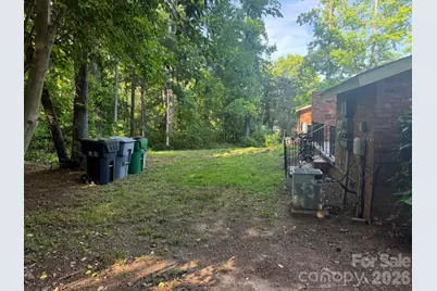4915 Malibu Drive, Charlotte, NC 28215 - Photo 27