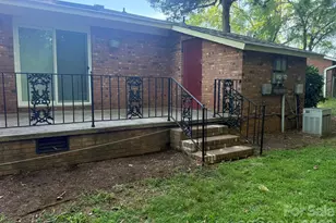 4915 Malibu Dr, Charlotte, NC 28215 - Photo 31
