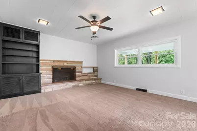436 Hibriten Drive SE, Lenoir, NC 28645 - Photo 9