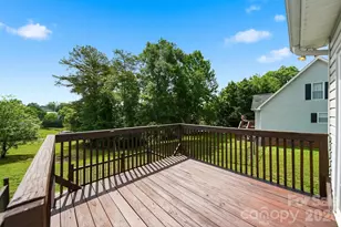 30 Lakeside Ave, Granite Falls, NC 28630 - Photo 21