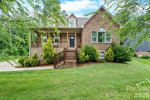 124 Maplewood Ct, Hudson, NC 28638 - Photo 1