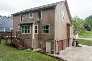 124 Maplewood Ct, Hudson, NC 28638 - Photo 3