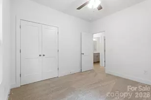 2021 Hart Rd, Charlotte, NC 28214 - Photo 17