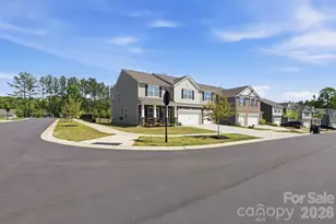 103 Edgehill Ct, Troutman, NC 28166 - Photo 3