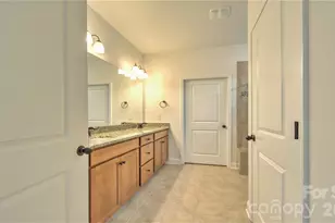 649 River Btm Rd, Fletcher, NC 28792 - Photo 29