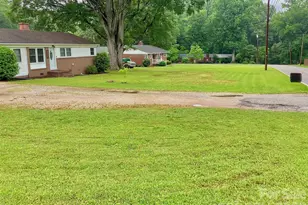 301 Woodland Dr, York, SC 29745 - Photo 3