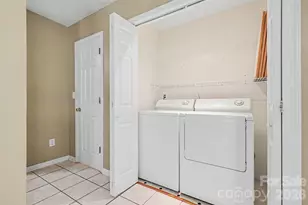 1805 Lillian Ln, Fort Mill, SC 29708 - Photo 7