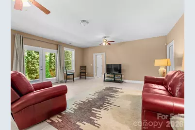 25 Linden Turn S, Hendersonville, NC 28739 - Photo 33